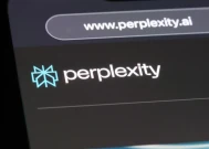 人工智能股票:Perplexity揭示2024年第四季度最受欢迎的投资